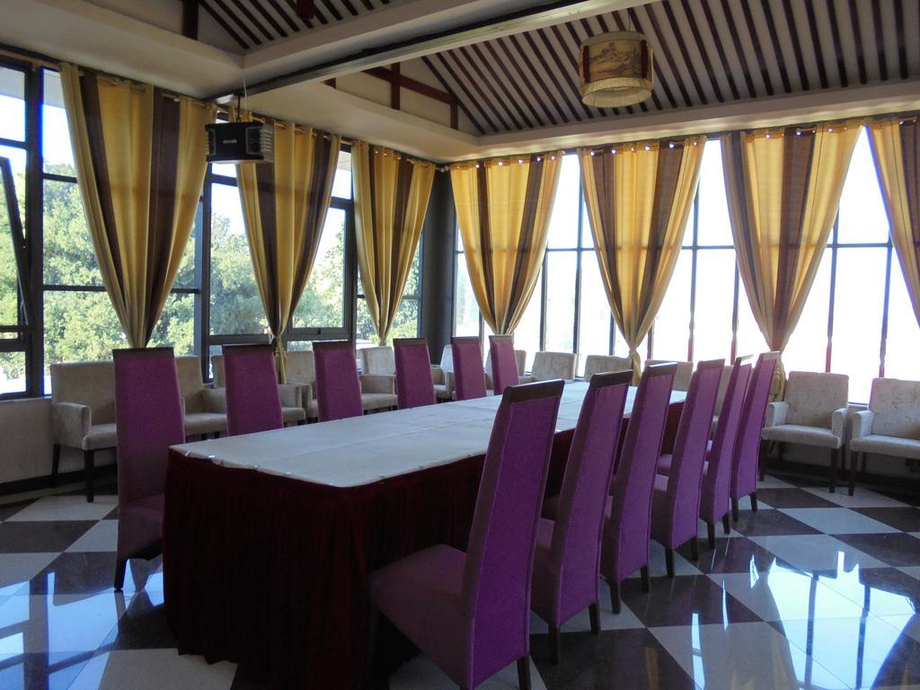 Golden Chopsticks Hotel Livingstone Buitenkant foto